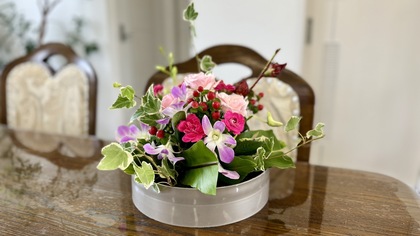 🌸今週のお花　テーマは「オブジェ～エリザベスカラー～」